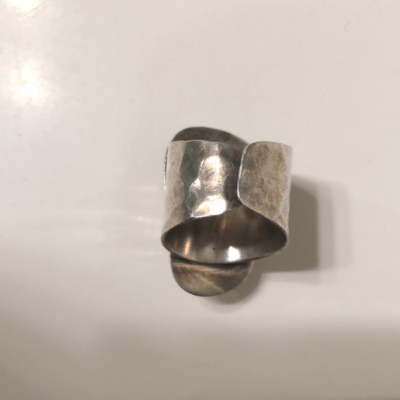 Silver ring - Picture 3 of 4